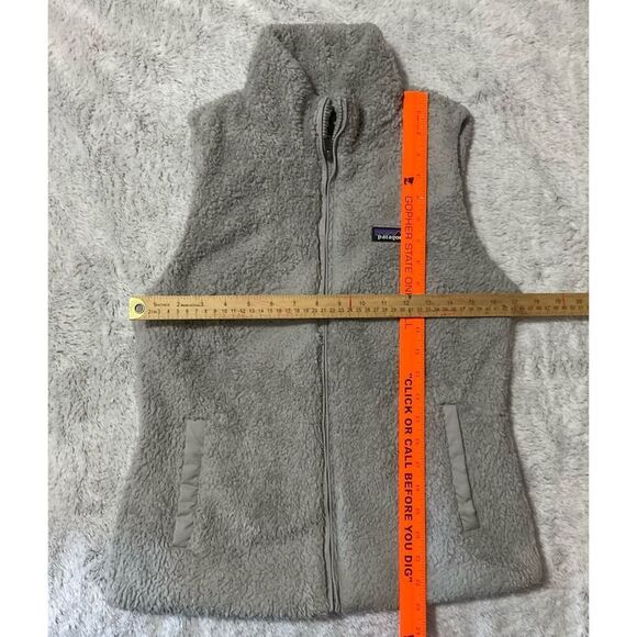 Patagonia Vest Womens Medium Gray Los Gatos Teddy Sherpa Fleece Zip Up Pockets - Picture 4 of 12